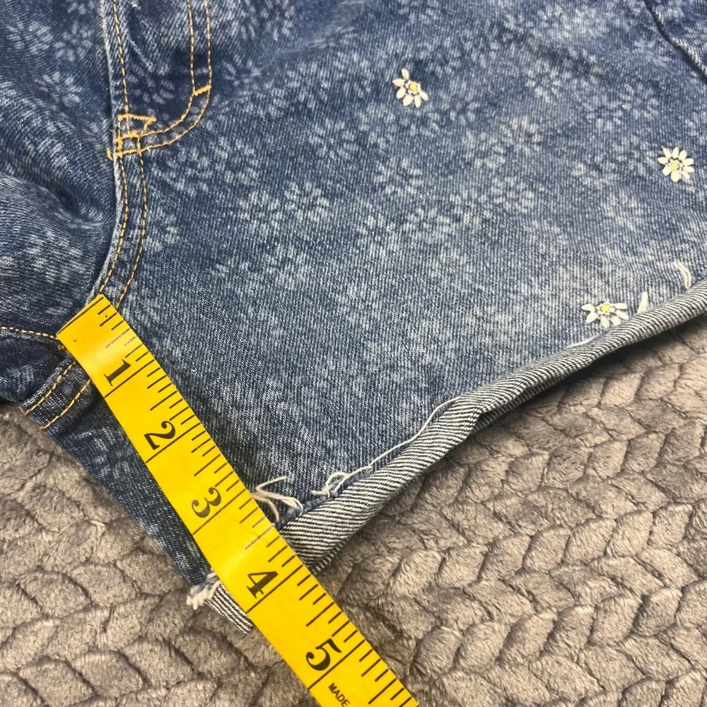 Universal Thread 90s Baggy Shorts Women Blue Floral Embroidered Denim 2